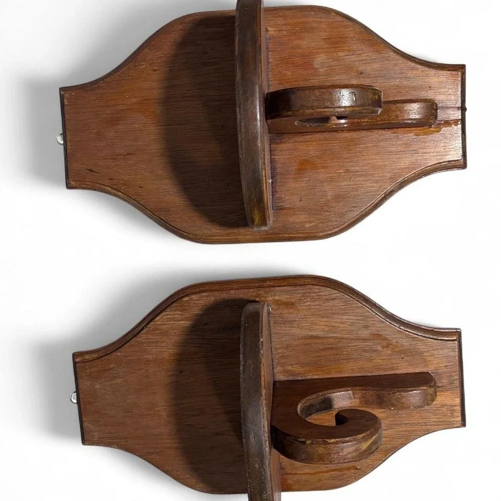 Unbranded matching pair